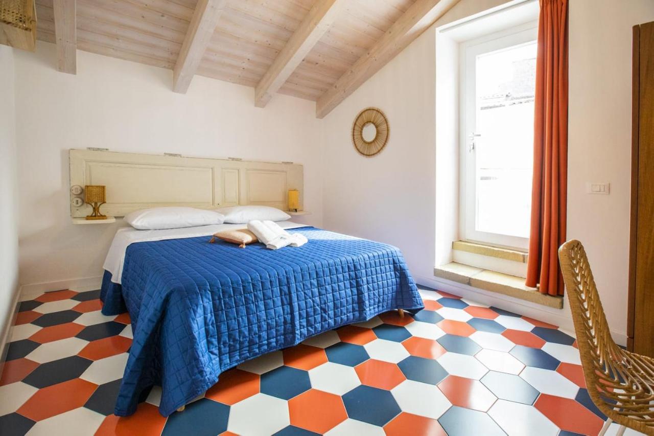 Suitetti Camere&Relax Сан-Никола-Арчелла Экстерьер фото