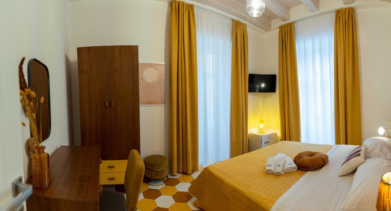 Suitetti Camere&Relax Сан-Никола-Арчелла Экстерьер фото