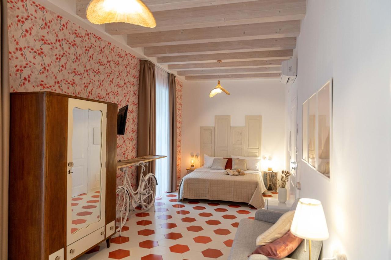 Suitetti Camere&Relax Сан-Никола-Арчелла Экстерьер фото