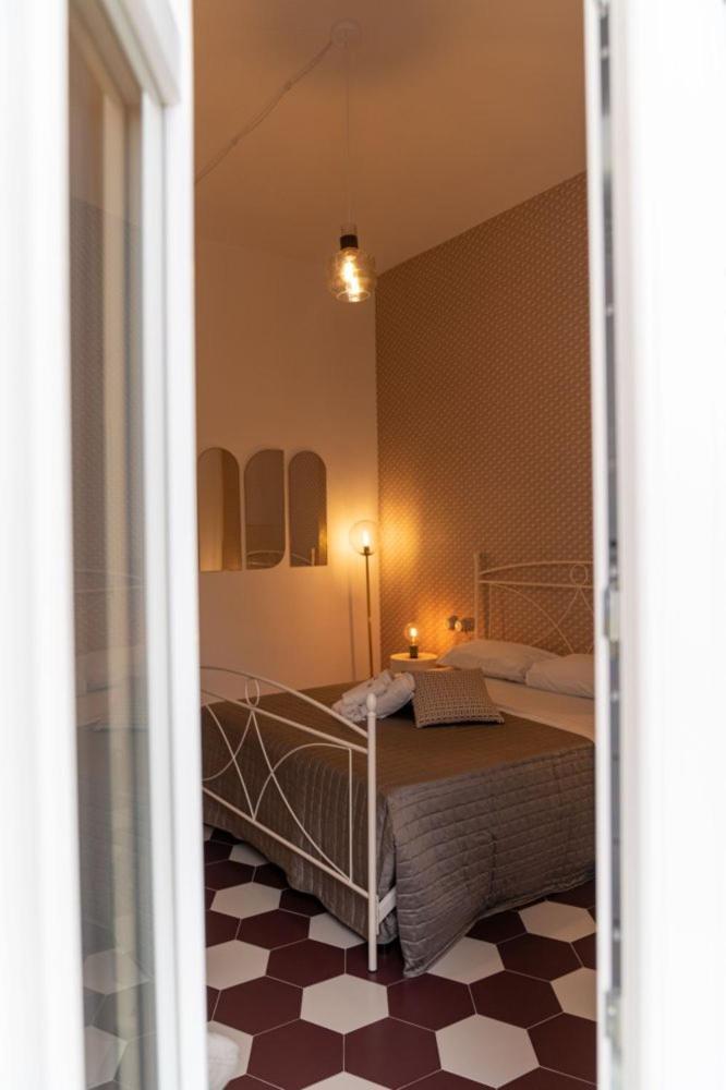 Suitetti Camere&Relax Сан-Никола-Арчелла Номер фото