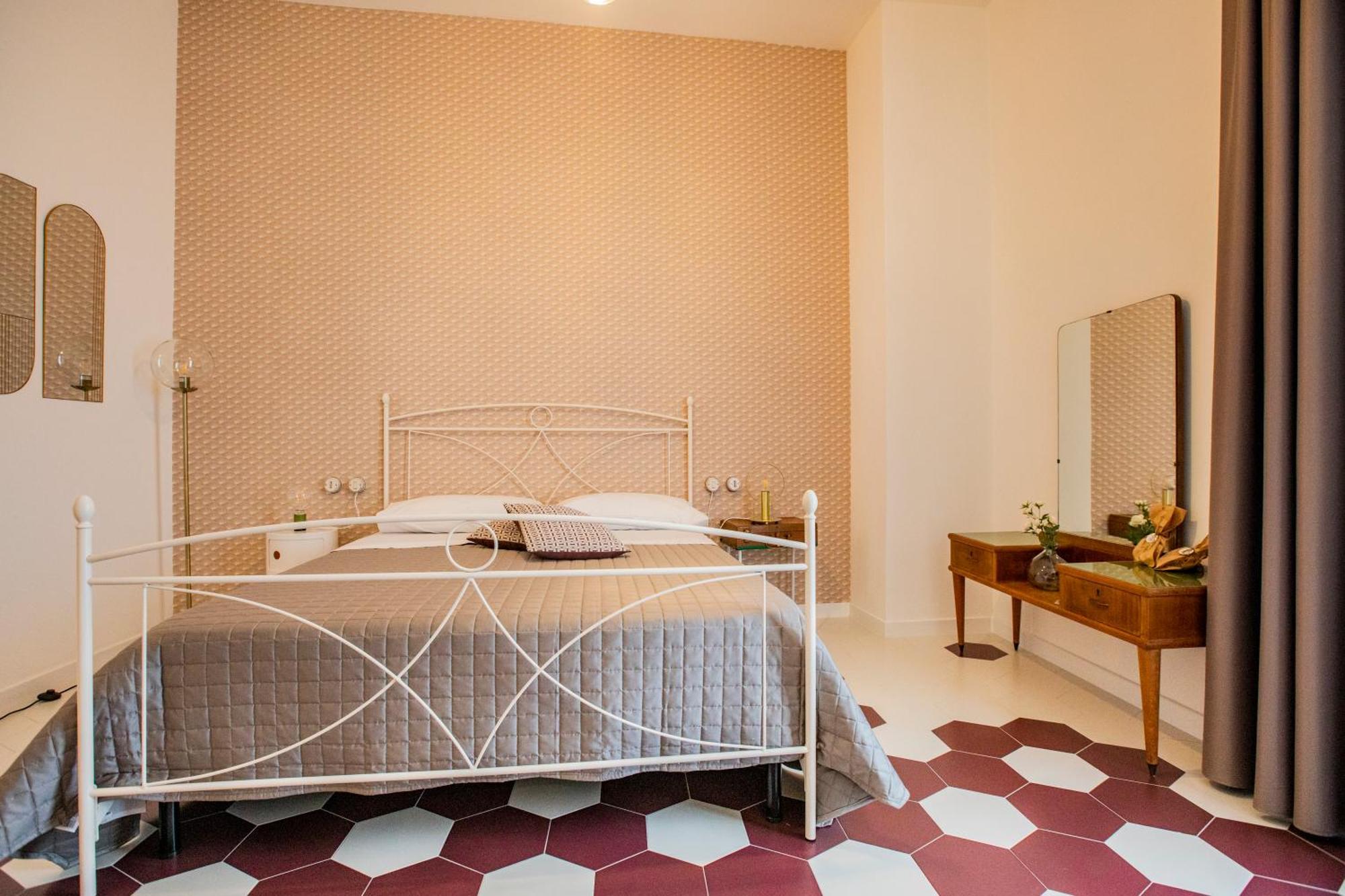 Suitetti Camere&Relax Сан-Никола-Арчелла Номер фото